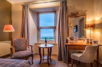 Royal Golf Hotel