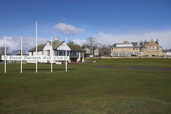 Royal Golf Hotel