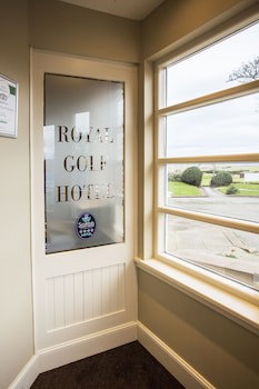 Royal Golf Hotel