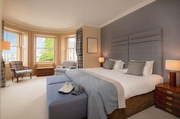 Royal Golf Hotel