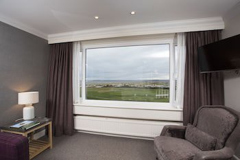 Royal Golf Hotel
