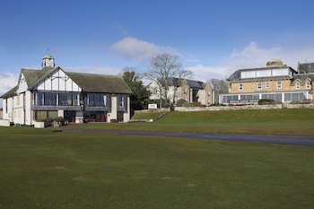 Royal Golf Hotel