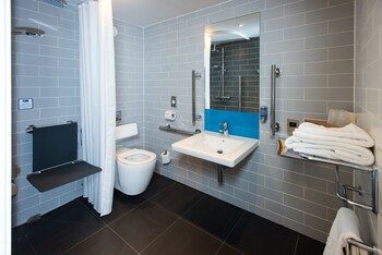 Holiday Inn Express Burton Upon Trent, An Ihg Hotel
