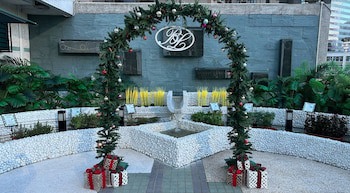 Bishop Lei International House
