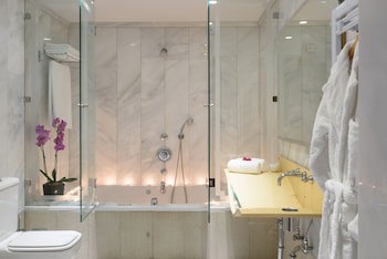 Aquila Atlantis Hotel