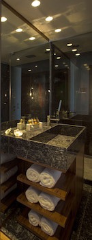 Aquila Atlantis Hotel