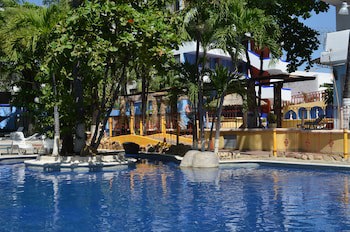 Hotel Club Del Sol Acapulco By Ng Hoteles