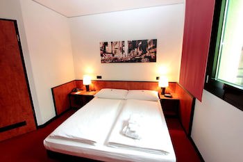 ARA-Hotel Comfort fotoğrafı
