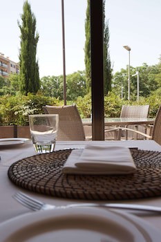 Best Western Premier Cmc Girona