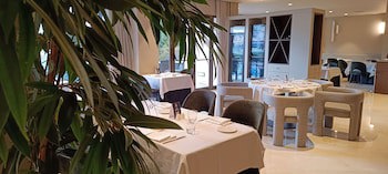 Best Western Premier Cmc Girona