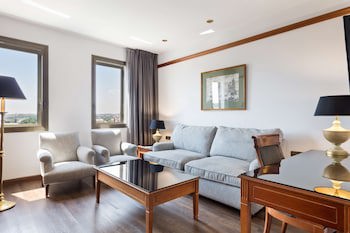 Best Western Premier Cmc Girona