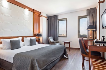 Best Western Premier Cmc Girona