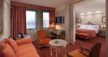 Best Western Premier Cmc Girona
