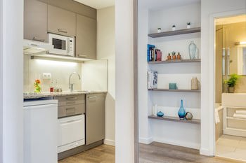 Citadines Toison D'or Brussels