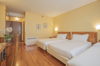 Montresor Hotel Tower galeri fotoğrafı