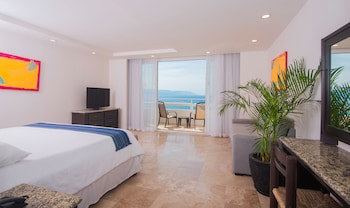 Hotel Delfin Pv Beach Resort