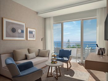 Mediterranean Beach Hotel galeri fotoğrafı