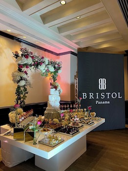 Bristol Panama, A Registry Collection Hotel