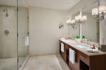 Bristol Panama, A Registry Collection Hotel