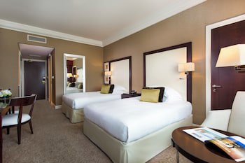 Movenpick Grand Al Bustan Dubai galeri fotoğrafı