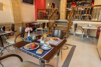 Anita Hotel