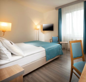 Holiday Inn Prague Congress Centre by IHG galeri fotoğrafı
