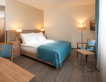 Holiday Inn Prague Congress Centre by IHG galeri fotoğrafı