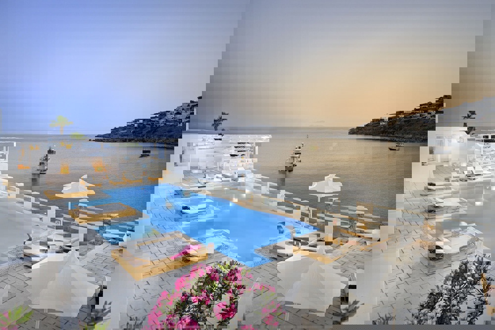 Nissaki Boutique Hotel