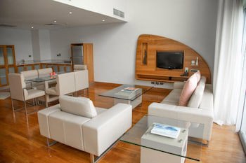 Airways Hotel