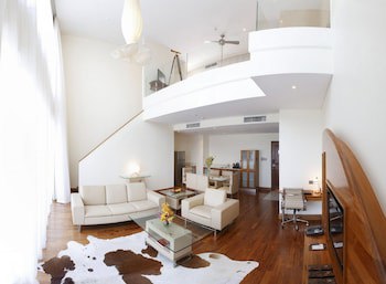 Airways Hotel