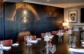 Best Western Premier Yew Lodge East Midlands Airport