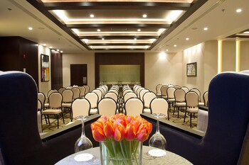 Gefinor Rotana