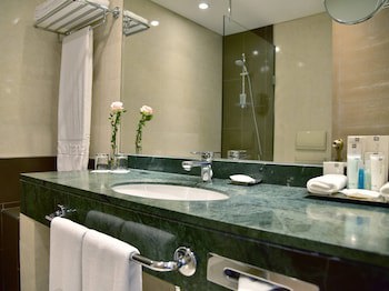 Gefinor Rotana