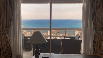 Gefinor Rotana
