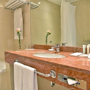 Gefinor Rotana