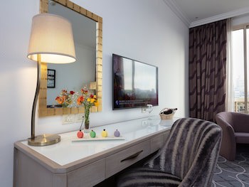 Gefinor Rotana