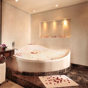 Gefinor Rotana