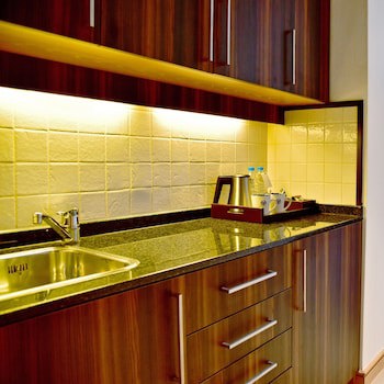 Gefinor Rotana