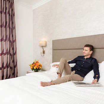 Gefinor Rotana