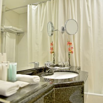 Gefinor Rotana