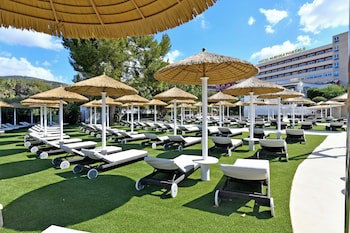Salles Hotel Marina Portals