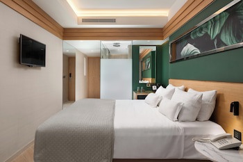 Hotel Mediterranean fotoğrafı