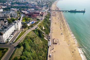 Bournemouth Highcliff Marriott Hotel