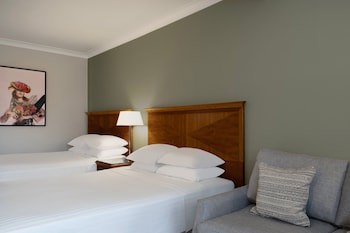 Delta Hotels By Marriott Waltham Abbey