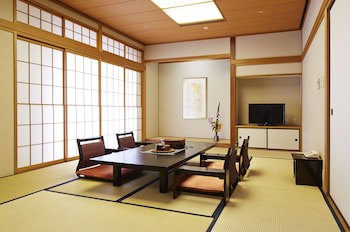 Jr Hotel Clement Takamatsu