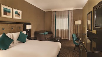 Doubletree By Hilton Hotel Woking