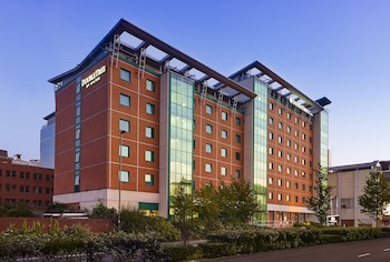 Doubletree By Hilton Hotel Woking