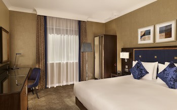 Doubletree By Hilton Hotel Woking