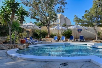 Cornucopia Hotel