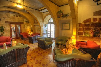 Cornucopia Hotel